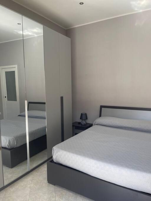 شقة L'Aurora House نابولي المظهر الخارجي الصورة